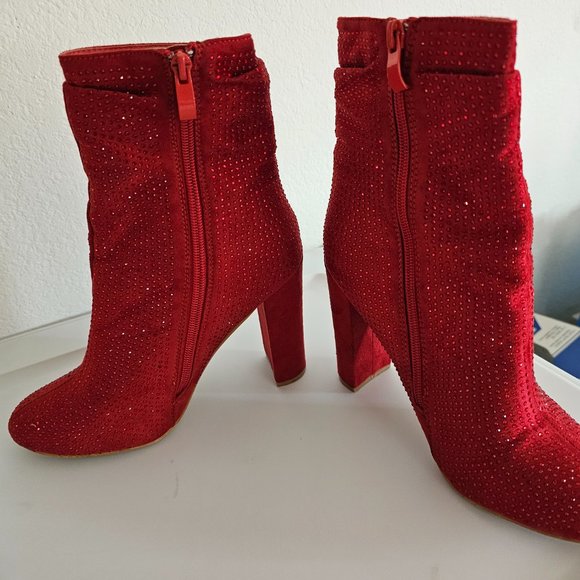 7 1/2 Red sparkly boots - Picture 5 of 6